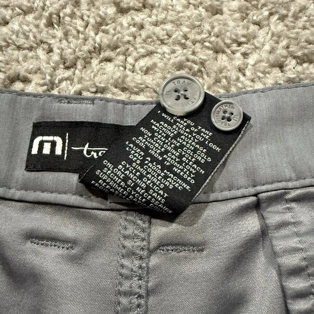 Travis Mathew Men's Golf Shorts SZ 38 Gray Slash Pockets Stretch - Picture 5 of 11